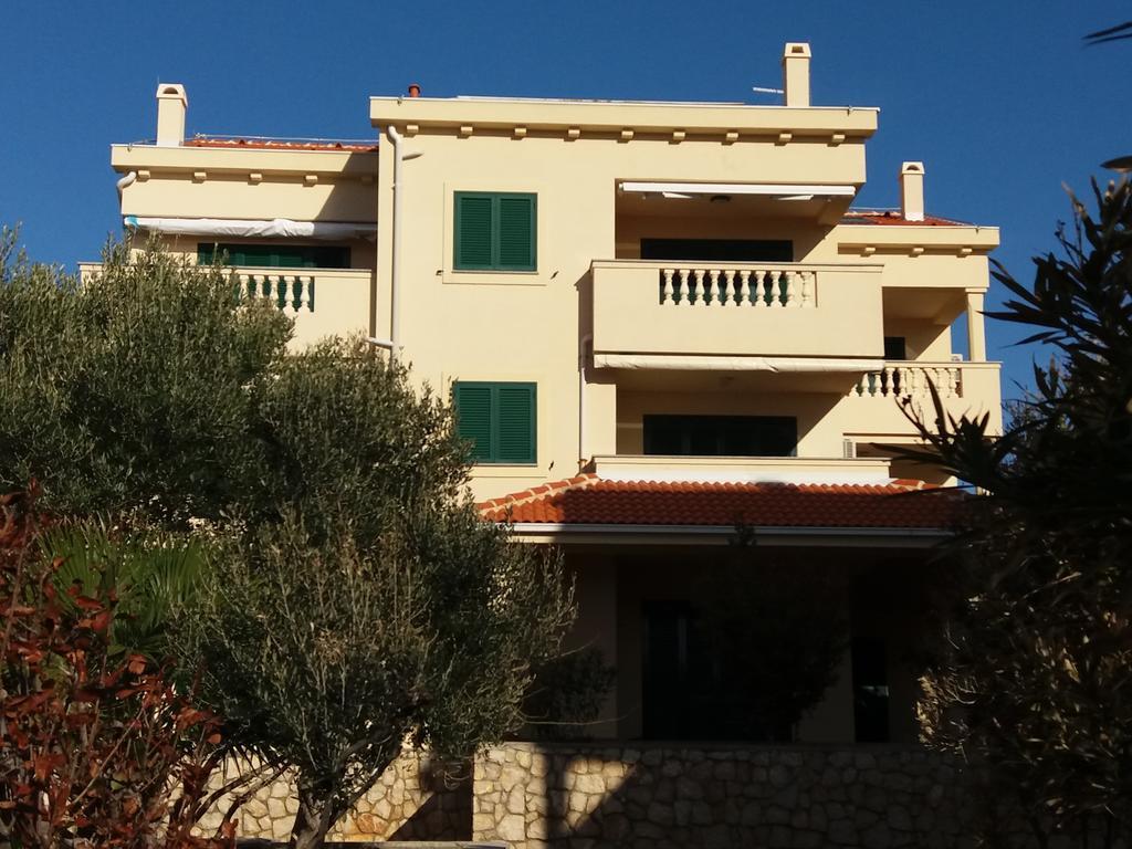 Apartments Next To Sea Maris Novalja Exterior foto