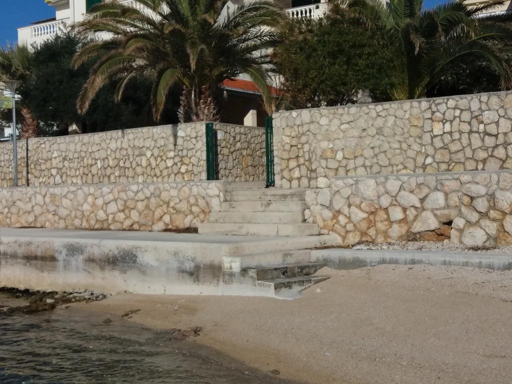 Apartments Next To Sea Maris Novalja Exterior foto