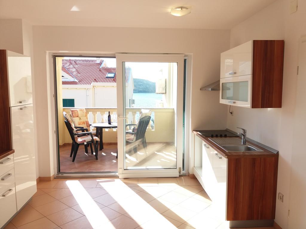Apartments Next To Sea Maris Novalja Exterior foto